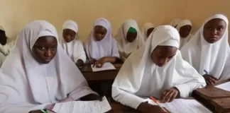 Gwamnatin jihar Kwara ta sanar da ci gaba da sanya hijabi a makarantun gwamnati A5E8372B 45B3 43CA B27C 30DAB73FEC84