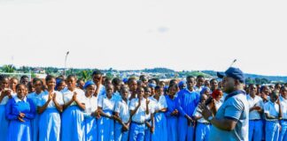 Gwamnatin jihar Kogi ta rufe dukkan makarantu domin shirye-shiryen zaben gwamnan Jihar Yahaya Bello students