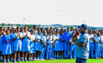 Gwamnatin jihar Kogi ta rufe dukkan makarantu domin shirye-shiryen zaben gwamnan Jihar Yahaya Bello students