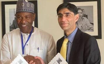 Jami’ar tarayya Kashere ta rattaba hannu kan yarjejeniyar haɗin gwiwa da Jami’ar Beaconhouse, Pakistan WhatsApp Image 2025 02 18 at 16.06.02