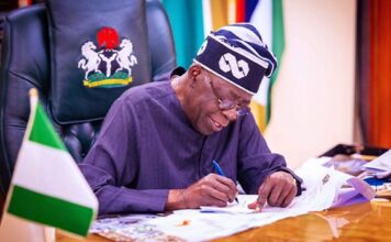 Tinubu ya amince da bada lasisin kafa Jami’ar Sadarwa ta Tonnie Iredia, da wasu 10 tinubu 2 (1)
