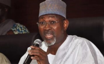 Jami’o’in Najeriya da dama na karrama marasa ilimi, wadanda ba su cancanta ba – Jega Attahiru Jega