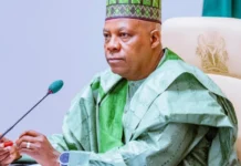 Kada ku dauki nauyin sakonnin taya ni murna a ranar haihuwata – Shettima ya fada wa masu fatan alheri Kashim Shettima 2 750x430