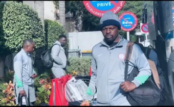 Wasannin neman gurbin cin kofin Duniya: Rukunin ƴan wasa 10 na farko sun isa sansanin Super Eagles a Rabat Screenshot 20251110 050650 Video Player