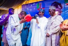 Sanata Barau ya karɓi ƴan NNPP Kwankwasiyya sama da 1,000 da suka sauya sheƙa zuwa APC a Kano WhatsApp Image 2025 11 02 at 18.15.30 750x430