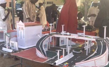 Ɗalibai sun baje kolin basirarsu yayin da Kano ta gudanar da bikin ranar Kimiyya ta Duniya a 2025 WhatsApp Image 2025 11 17 at 22.09.59 750x430