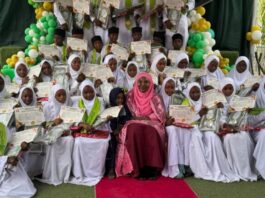 WOFAN ta karrama daliban da suka sauke Alkur’ani WhatsApp Image 2026 04 27 at 08.07.17 750x430