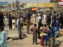 Yan daba sun kai hari kan ‘yan kasuwar waya ta farm center, sun jikkata mutane da dama, sun kwashe dukiyoyi a Kano WhatsApp Image 2026 04 27 at 16.24.54 750x430