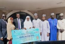 Daliba ta lashe Naira miliyan 1 yayin da Arewa Radio 93.1 FM ta kammala gasar muhawara ta 2026 IMG 20260514 WA0400 750x430