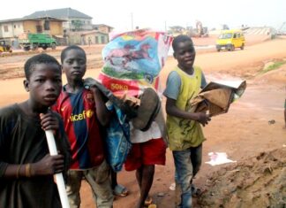 Yaran Da Muke Wucewa Kowace Rana Out of school children