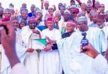 2027: Gwamna Yusuf ya nemi goyon bayan sake zaben Tinubu 729364290 4509300625981824 1837679521063201227 n 750x430