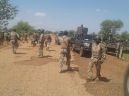 Sojoji sun kama mutane 12 da ake zargi da kai wa ISWAP kayayyaki a Borno Army new