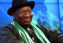 PDP tsagin Turaki ta mika sunan Jonathan ga INEC a matsayin dan takarar Shugaban Kasa Former President Goodluck Jonathan