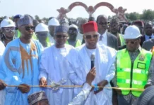 Tinubu Ya Kaddamar da ayyukan Naira biliyan 137 na gyara hanyoyi a Borno IMG 6721 750x430