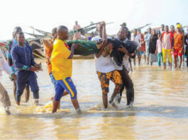 An gano gawarwaki 46, an ceto mutane 15 a hatsarin jirgin ruwa a Sokoto 154 feared dead in Kebbi boat mishap
