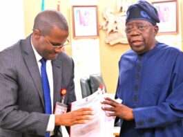 Tinubu ya ba da umarnin kama mutum daya, ya dakatar da manyan sakatare uku bayan binciken ICPC ya gano karin hukumar bogi ICPC Chairman and Tinubu