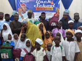 Gidauniya a Kano ta maida yara 150 marasa karfi makaranta tare da ba su kayan karatu IMG 20260903 WA0358 750x430