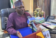 Borno: Kwamishinan da ya yi barazanar duka ga ‘yan adawa ya nemi afuwa WhatsApp Image 2026 08 31 at 5.20.03 PM 750x430